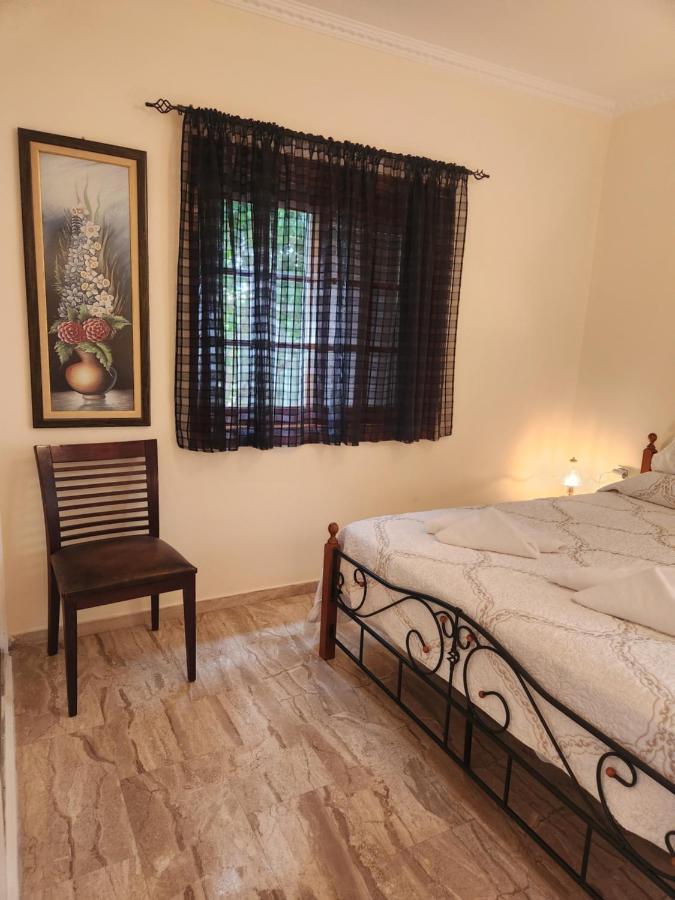 Cozy Apartment In Nea Kios Exterior foto